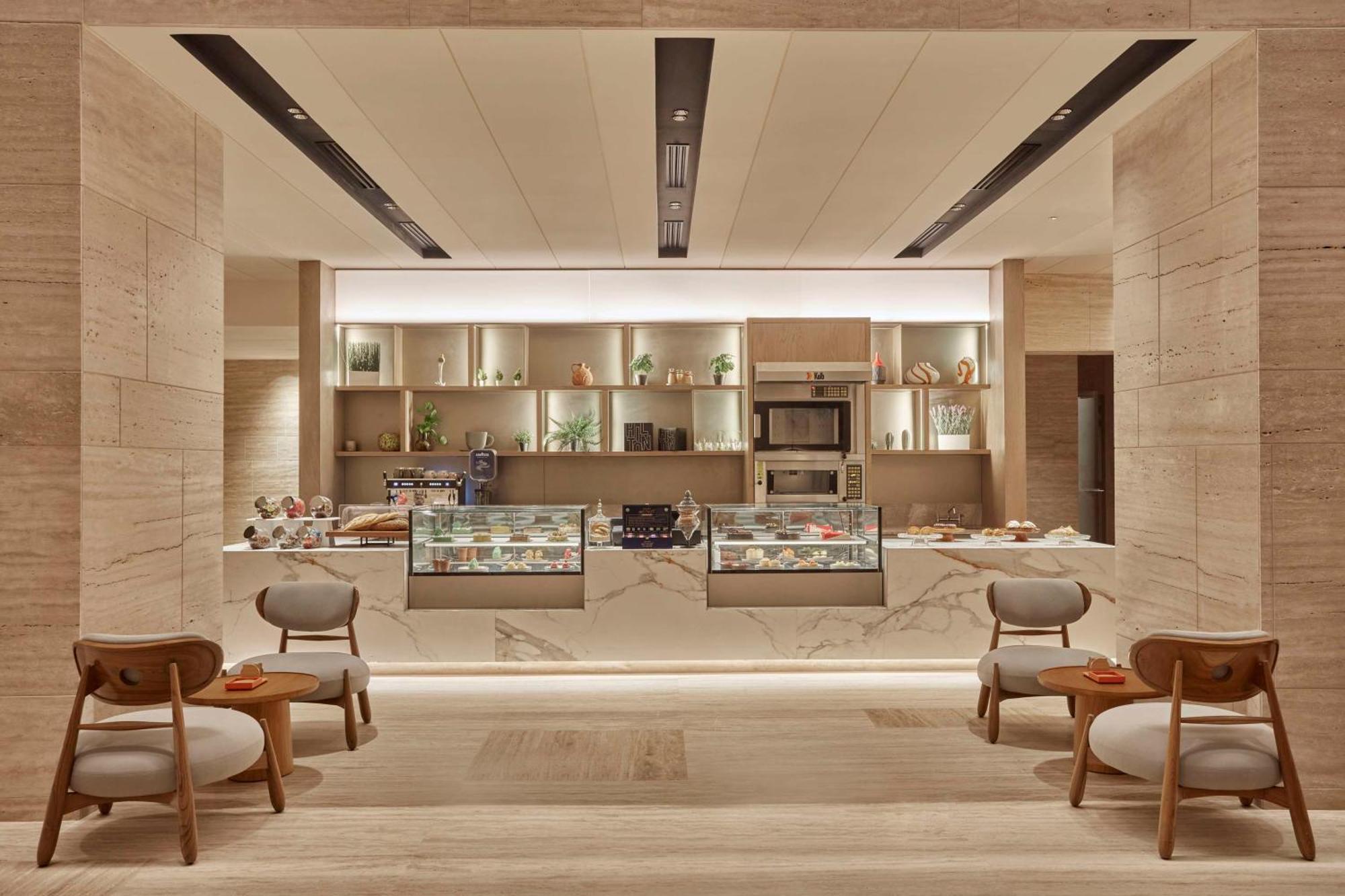 Hilton Gurugram Baani City Centre Gurgaon Exterior photo